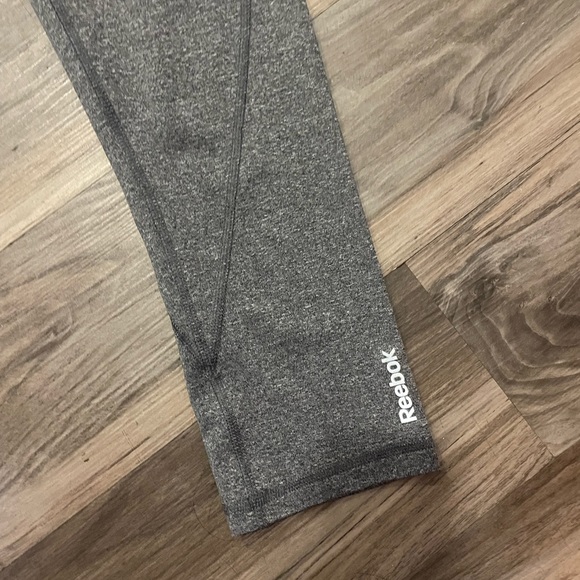 Reebok sport leggings - Picture 2 of 3